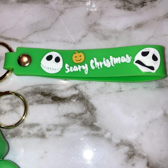 Oogie Boogie Scary Christmas keychain - Picture 3 of 4